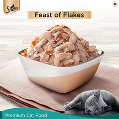 Wet food with dry bonito flakes
